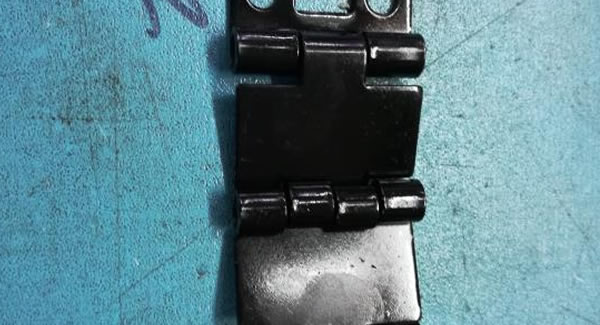 廣有五金敢于創(chuàng)新，勇于改良三軸合頁、特殊合頁等東莞合頁，東莞鉸鏈