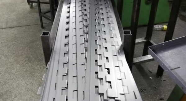 普及合頁(yè)基本知識(shí)，學(xué)會(huì)挑選長(zhǎng)合頁(yè)等東莞合頁(yè)東莞鉸鏈