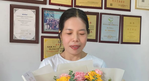 母愛(ài)深深 感恩有您|廣有五金&東莞合頁(yè)