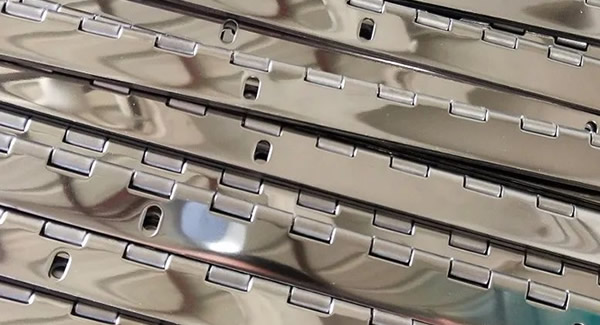 解鎖長(zhǎng)合頁(yè)平、直、順，暢享便捷生活體驗(yàn)|廣有五金&東莞合頁(yè)?