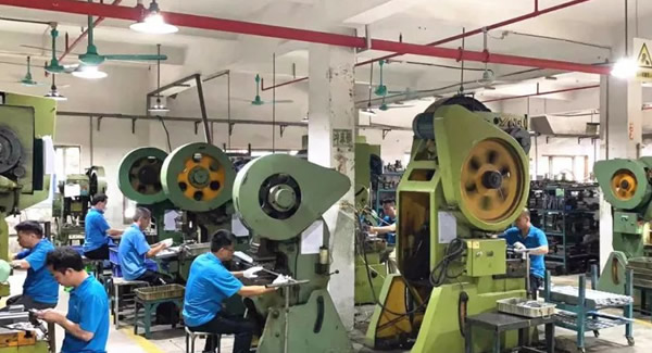 年關(guān)趕貨，匠心筑夢|廣有五金&東莞合頁