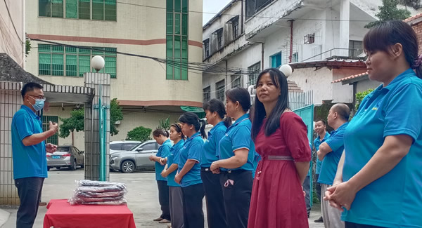 以愛為“包”，致敬母親的無私歲月——母親節(jié)特輯|廣有五金&東莞合頁?